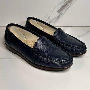 SAS Dark Blue Leather Moccasin Loafers Slip On’s Size 11